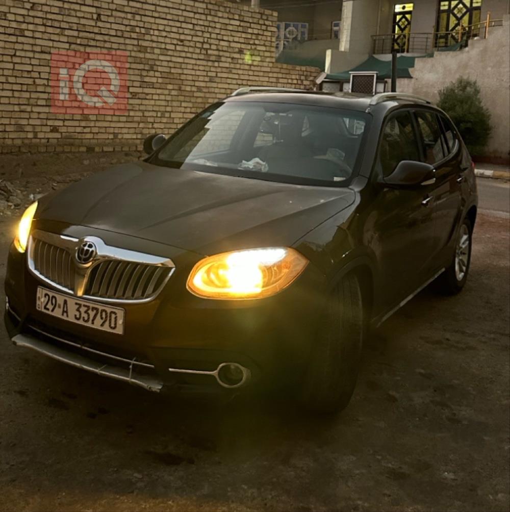 بریلیانس V5